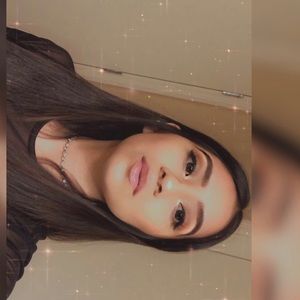 Meet your Posher, Mari